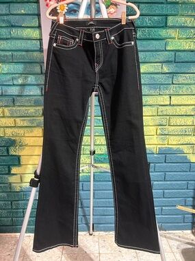 True Religion boot cut midrise 29x32  Becca jeans